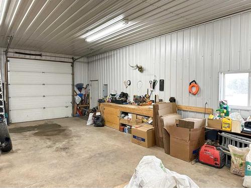 420067 Range Road 252, Rural Ponoka County, AB - Indoor Photo Showing Garage