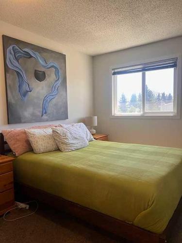 305-49 Bennett Street, Red Deer, AB - Indoor Photo Showing Bedroom