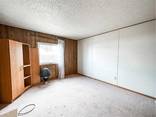 3801 61 Street, Stettler, AB - Indoor Photo Showing Other Room