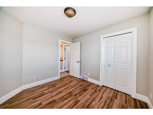 15 Armitage Close, Red Deer, AB - Indoor Photo Showing Other Room