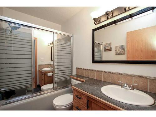 169 Dixon Crescent, Red Deer, AB - Indoor Photo Showing Bathroom