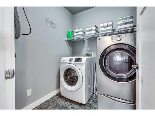 5719 45 Avenue Close, Rocky Mountain House, AB - Indoor Photo Showing Laundry Room