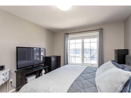 23 Golden Crescent, Red Deer, AB - Indoor Photo Showing Bedroom
