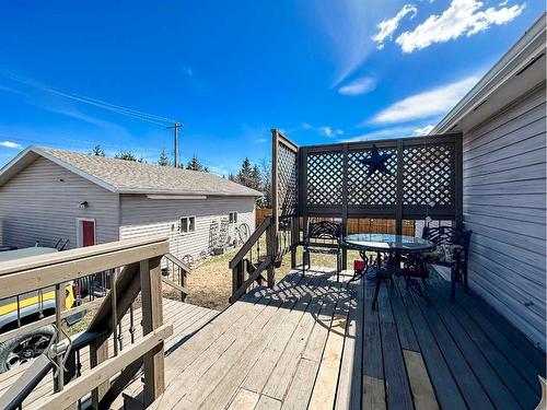 13 Taylor Street, Erskine, AB - Outdoor With Deck Patio Veranda With Exterior