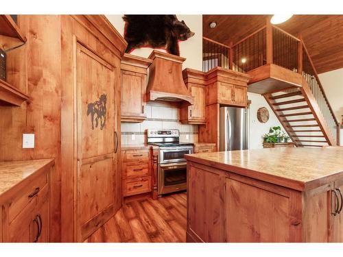 392066 6-0 Range Road, Rural Clearwater County, AB - Indoor Photo Showing Kitchen