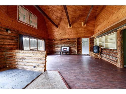 1 72076 Township Road 450, Rural Wetaskiwin No. 10, County Of, AB - Indoor With Fireplace