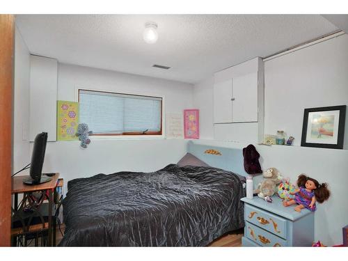 26 Dunlop Street, Red Deer, AB - Indoor Photo Showing Bedroom