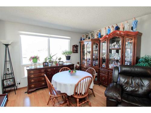 3813 50A Street, Red Deer, AB - Indoor Photo Showing Dining Room