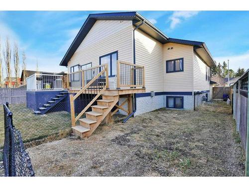 4908 52 Avenue, Rural Red Deer County, AB - Outdoor With Deck Patio Veranda With Exterior