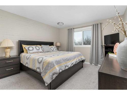 19429 Highway 13, Rural Camrose County, AB - Indoor Photo Showing Bedroom