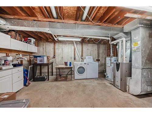 5706 45 Avenue, Lacombe, AB - Indoor Photo Showing Laundry Room