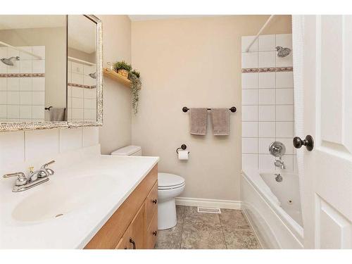 42 Patterson Crescent, Red Deer, AB - Indoor Photo Showing Bathroom