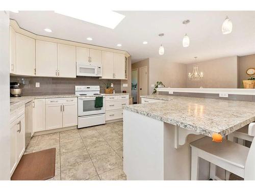 42 Patterson Crescent, Red Deer, AB - Indoor Photo Showing Kitchen