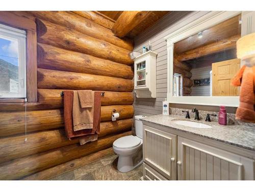 43178 Range Road 140, Rural Flagstaff County, AB - Indoor Photo Showing Bathroom
