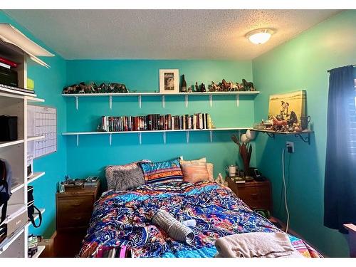 21057 Township Road 454, Rural Camrose County, AB - Indoor Photo Showing Bedroom