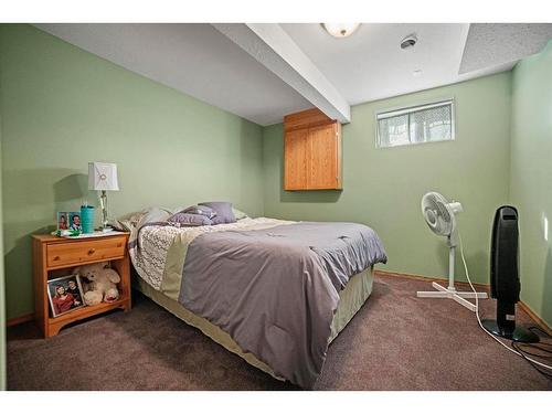 5928 28 Avenue, Camrose, AB - Indoor Photo Showing Bedroom