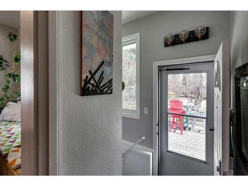59 Springfield Avenue, Red Deer, AB - Indoor Photo Showing Other Room