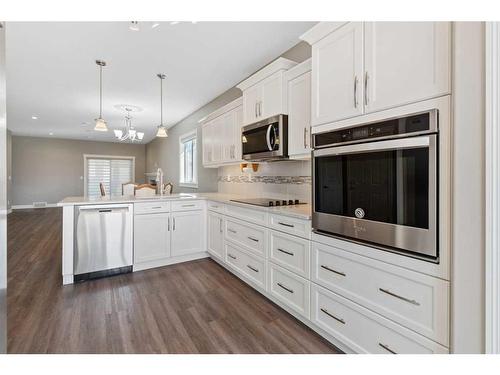 3911 49 Street, Camrose, AB - Indoor Photo Showing Kitchen With Upgraded Kitchen