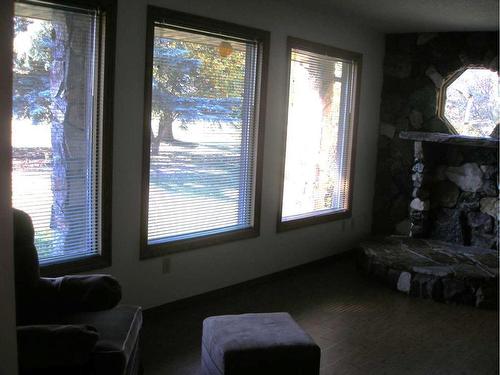 Twp Road 420 Road Ne, Rural Ponoka County, AB - Indoor Photo Showing Other Room