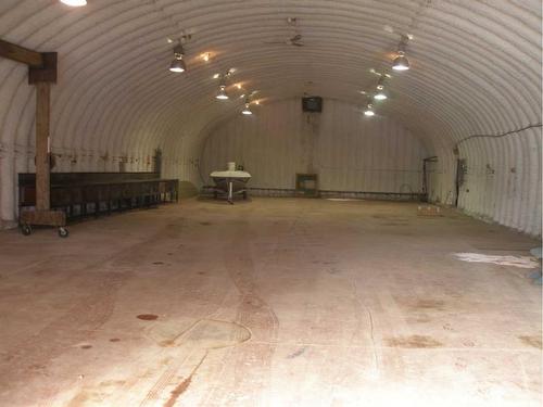 Twp Road 420 Road Ne, Rural Ponoka County, AB - Indoor Photo Showing Garage