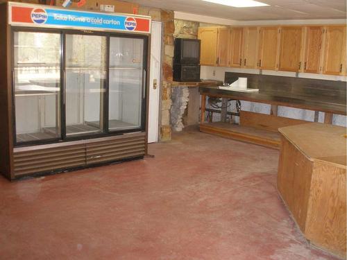 Twp Road 420 Road Ne, Rural Ponoka County, AB - Indoor Photo Showing Other Room