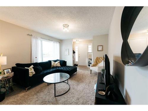 3705 50 Street, Red Deer, AB - Indoor Photo Showing Living Room