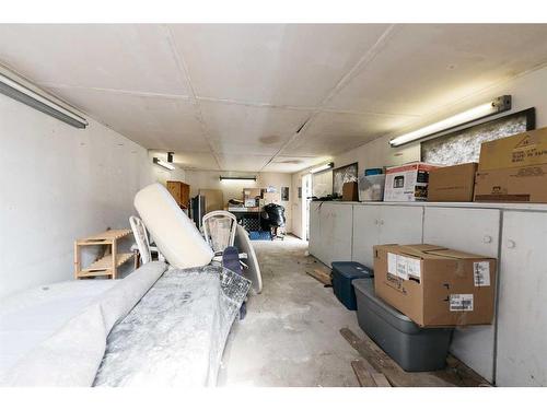 3705 50 Street, Red Deer, AB - Indoor Photo Showing Garage