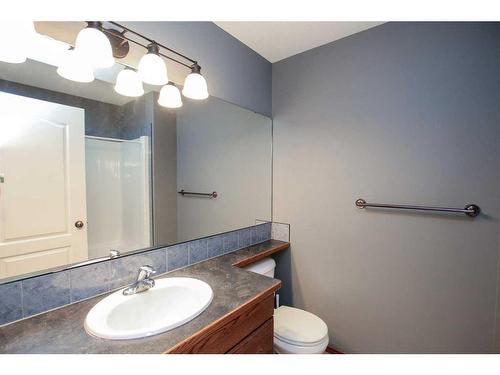 60 Isaacson Crescent, Red Deer, AB - Indoor Photo Showing Bathroom