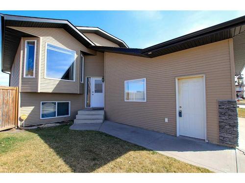 60 Isaacson Crescent, Red Deer, AB - Outdoor With Exterior
