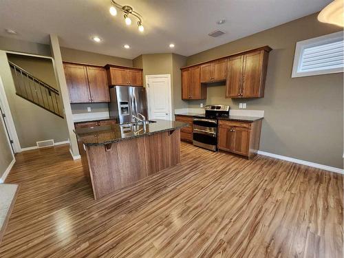 169 Carrington Drive, Red Deer, AB - Indoor Photo Showing Kitchen