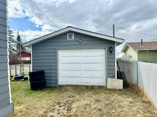 5016 - 44 Street, Stettler, AB - Outdoor With Exterior
