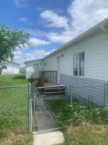 324 Gleichen Street, Gleichen, AB - Outdoor