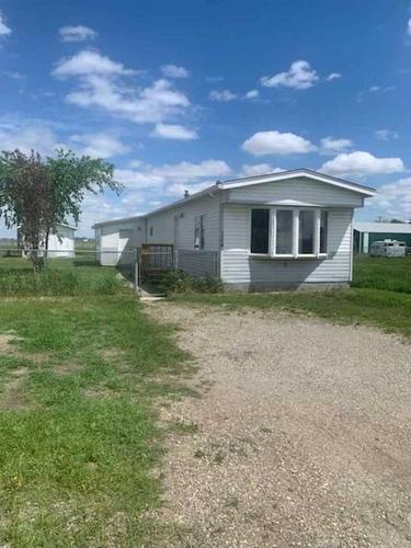 324 Gleichen Street, Gleichen, AB - Outdoor