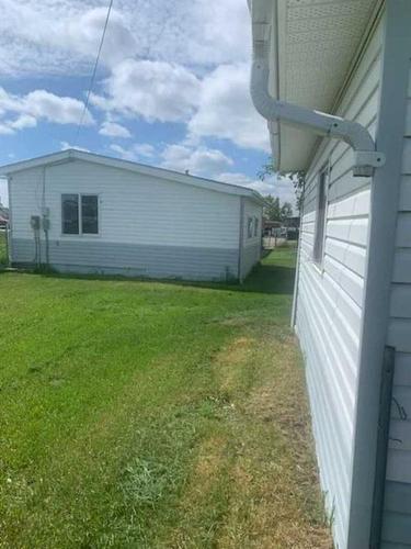 324 Gleichen Street, Gleichen, AB - Outdoor