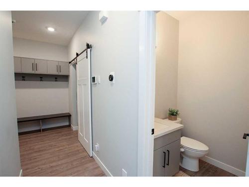 33 Larratt Close, Red Deer, AB - Indoor Photo Showing Bathroom