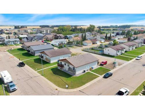 1,2,3,4-4615 46 Street, Innisfail, AB - Outdoor With View
