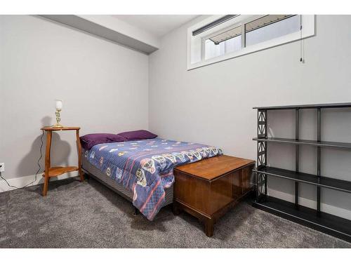 6 Lowden Close, Red Deer, AB - Indoor Photo Showing Bedroom