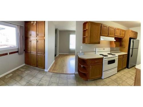 5916 55 Avenue, Red Deer, AB - Indoor Photo Showing Kitchen