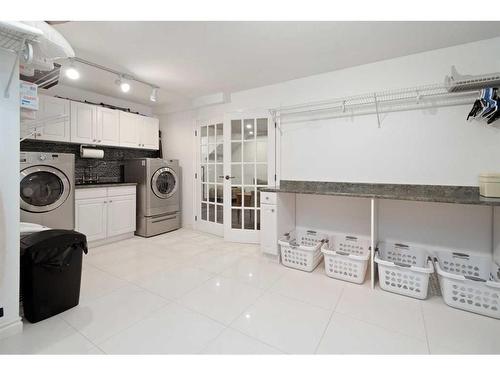 15 Archer Drive, Red Deer, AB - Indoor Photo Showing Laundry Room