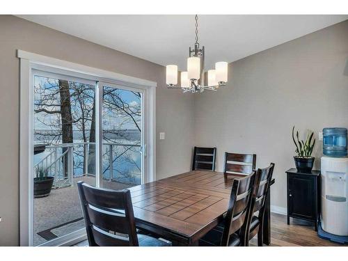 251 Lakeshore Dr, Grandview, AB - Indoor Photo Showing Dining Room