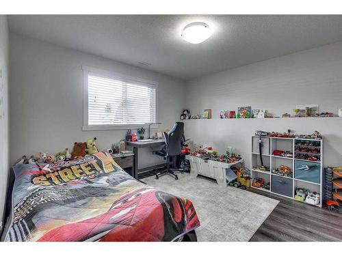 72 Lundberg Crescent, Red Deer, AB - Indoor Photo Showing Bedroom