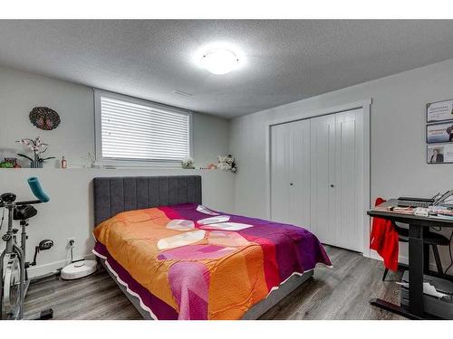 72 Lundberg Crescent, Red Deer, AB - Indoor Photo Showing Bedroom