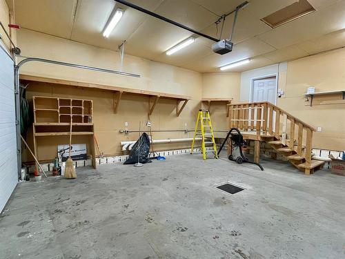 5312 55Th Ave, Bashaw, AB - Indoor Photo Showing Garage