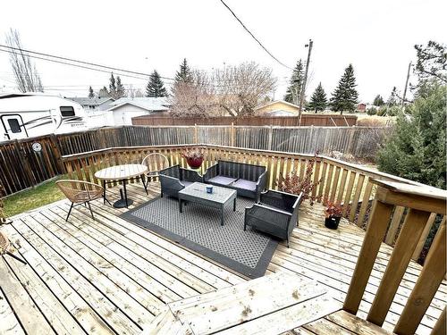 574 Crescent West, Forestburg, AB - Outdoor With Deck Patio Veranda