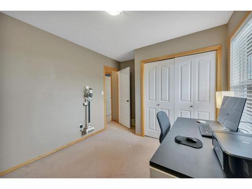 5810 44 Avenue, Rocky Mountain House, AB - Indoor Photo Showing Other Room
