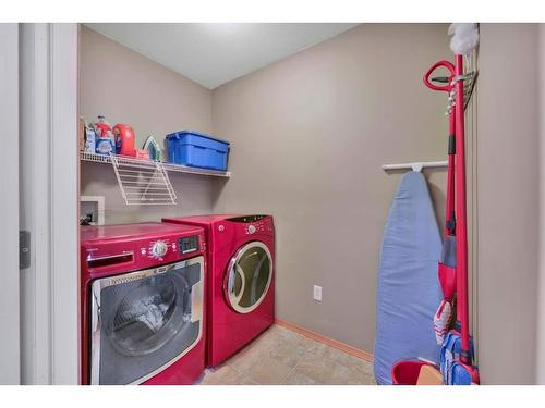 5810 44 Avenue, Rocky Mountain House, AB - Indoor Photo Showing Laundry Room