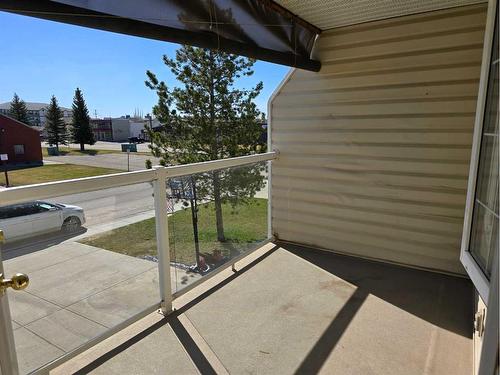 4823 45 Avenue, Innisfail, AB - Outdoor With Balcony With Exterior