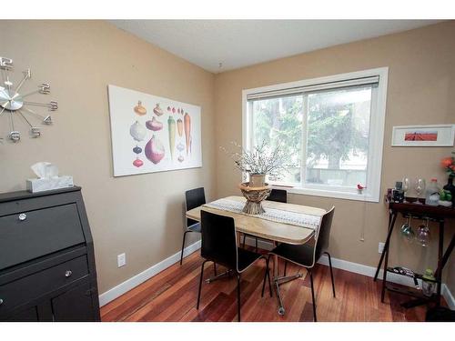 79-31 Alford Avenue, Red Deer, AB - Indoor Photo Showing Dining Room