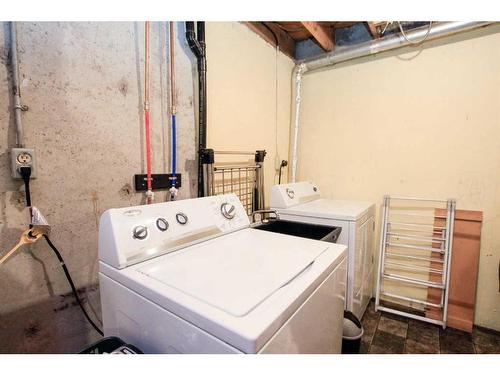 79-31 Alford Avenue, Red Deer, AB - Indoor Photo Showing Laundry Room