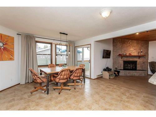 35 Lakeview Drive, Rural Ponoka County, AB - Indoor With Fireplace